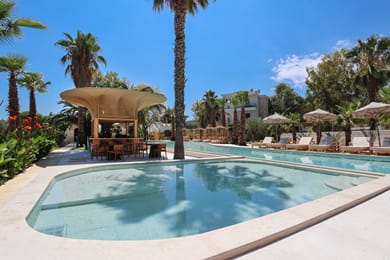 Nusa Suites & Villas - Image 3