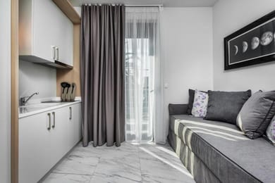 Nymphes Deluxe Accommodation - Image 3