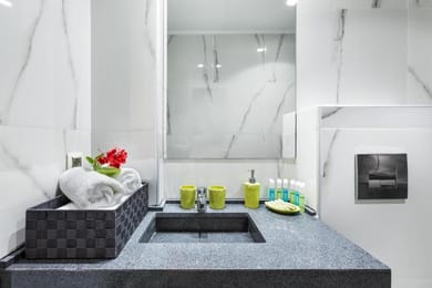 Nymphes Deluxe Accommodation - Image 7