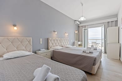 Duplex Quadruple Room Sea View