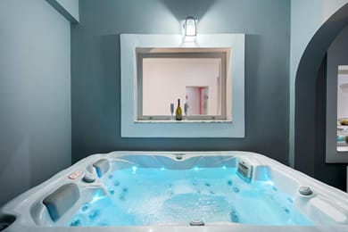 Oasis Suites Fira - Image 2