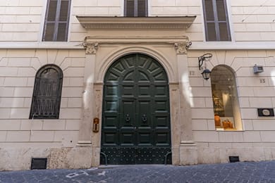 Spanish Steps Oasis Suites - Image 2