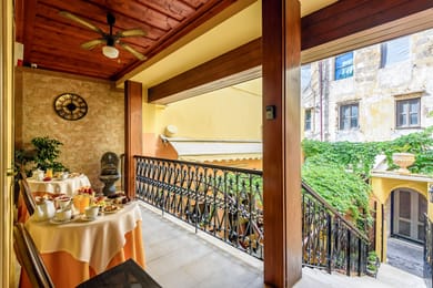 Belmondo Hotel & Suites Chania - Image 4