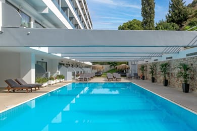 Oceanis Hotel - Image 2