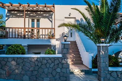 Oceanis Rooms - Image 2