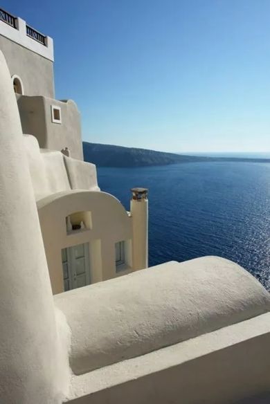Oia Castle Luxury Hotel Santorini - Image 4