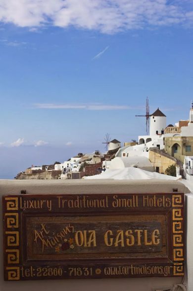 Oia Castle Luxury Hotel Santorini - Image 6