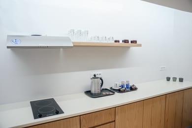 Oia Hostel - Image 3