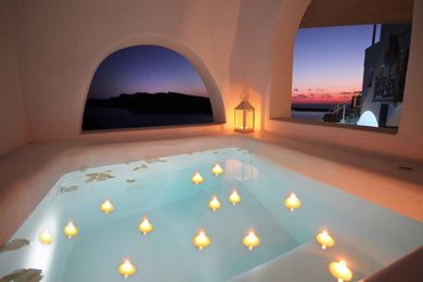 Honeymoon Cave Suite with Outdoor Hot Tub Caldera & Sea View