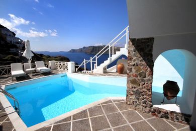 Oia Mare Villas - Image 2