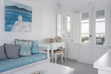 DIAMOND: 4 Bedroom Villa Sunset & Sea View with Private Pool & Hot Tub