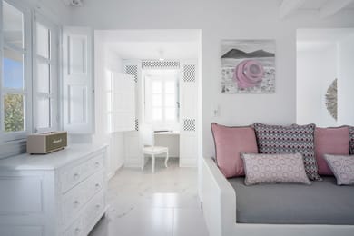 TOPAZ: 2 Bedroom Sunset & Sea View Villa with Private Hot Tub & Shared Pool