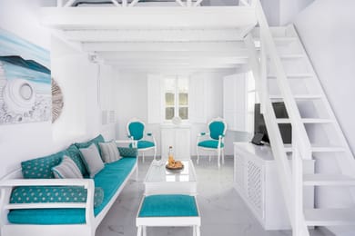 TURQUOISE: 3 Bedroom Sunset & Sea View Villa with Private Pool & Hot Tub