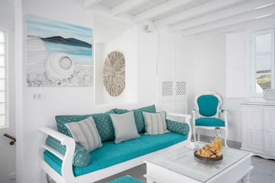TURQUOISE: 3 Bedroom Sunset & Sea View Villa with Private Pool & Hot Tub