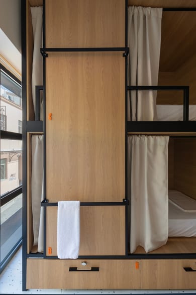 Bed in 4-bed Mixed Dorm