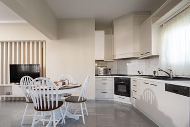 Olenia Luxury Apartments - Image 3