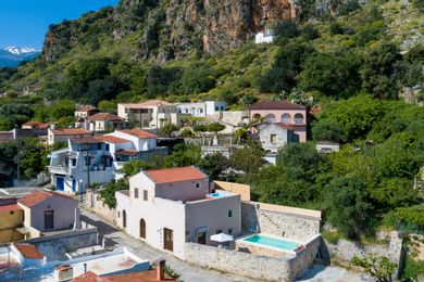 Olga's Filoxenia - Image 3