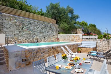 Olga's Filoxenia - Image 6