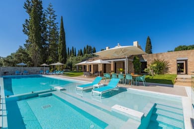 4 bedroom | Villa Cleo| Kira Chrisikou