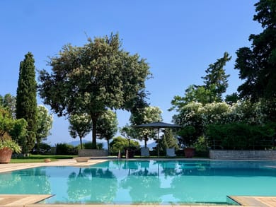 Villa Glow