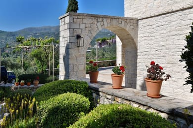6 bedroom |Villa Kynthia |Avlaki