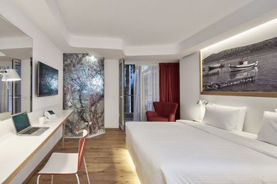 Olive Green Hotel - Image 4