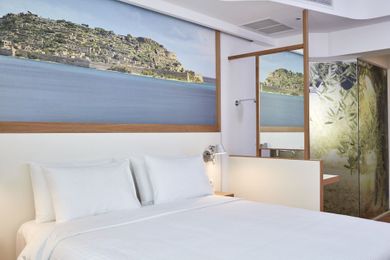 Olive Green Hotel - Image 6