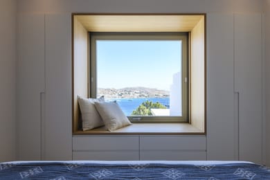 6 bedroom|Villa Orian|Psarou Beach