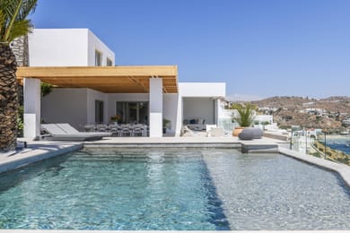 6 bedroom|Villa Orian|Psarou Beach