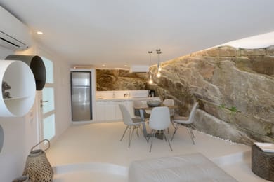 Villa Velvet