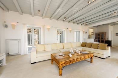 6 bedroom |Villa Assana |Paroikia
