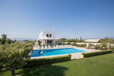 8 bedroom |Villa Celeste|Loutraki