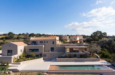 8 bedroom |Villa Estee| Kranidi