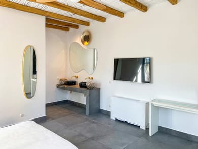 8 bedroom| Villa Madison| Old port