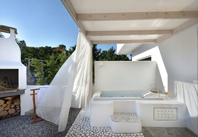 Junior Suite Garden View with Outdoor Hot Tub