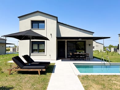 Olympus Seaside Luxury Pool Villas - Olimpiaki Akti - Image 2