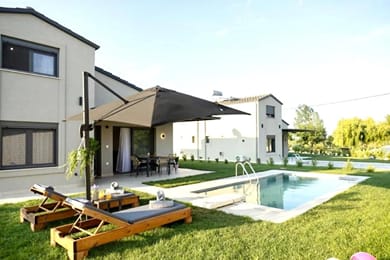 Olympus Seaside Luxury Pool Villas - Olimpiaki Akti - Image 5