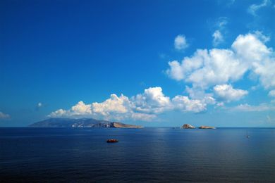 Onar Suites Folegandros - Image 2