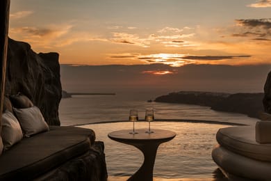 Cave Suite Caldera View with Private Pool