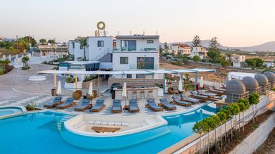 Onira Suite Dreams Crete - Image 4