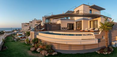 Onira Suite Dreams Crete - Image 5