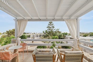 Honeymoon Suite with Outdoor Jacuzzi