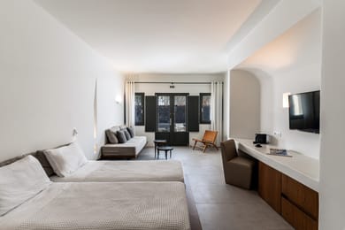 JUNIOR SUITE