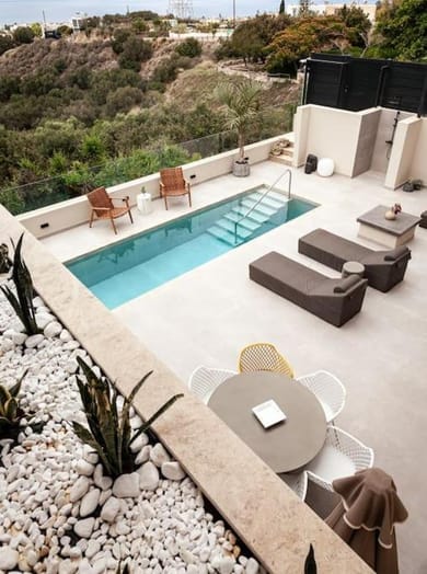 Orama Luxury Suite with private pool