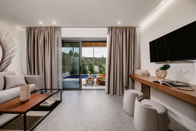 Luxury Suite with Private Pool II