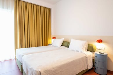 Apartment | Pool view