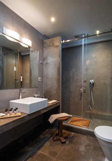 Deluxe Maisonette Room