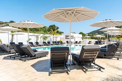 Oros Paradise Hotel - Image 2