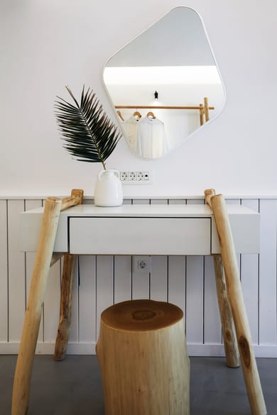 Oscar Beachfront Suites - Image 4