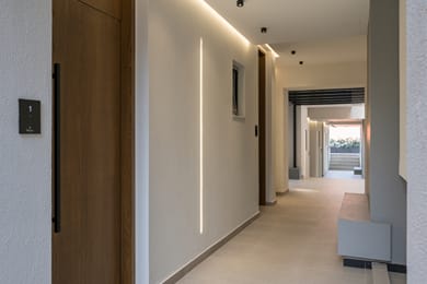 Ostrakon Suites - Image 6